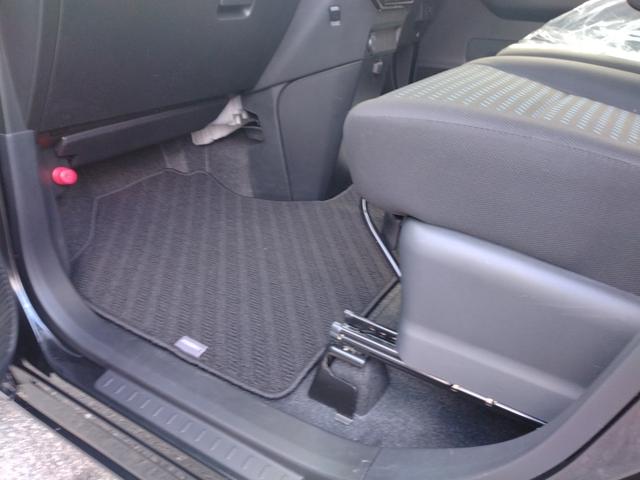 ルーミー カスタムＧ　【水害歴車】全周囲カメラ　ＴＶ　ドライブレコーダー　両側スライドドア　クリアランスソナー　オートクルーズコントロール　衝突被害軽減システム　アルミホイール　ＬＥＤヘッドランプ　スマートキー　ＣＶＴ（33枚目）