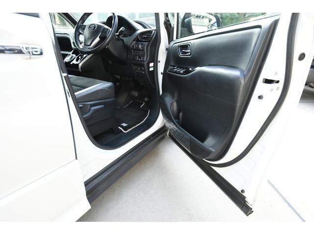 ヴォクシー ZS 煌III 4WD ワンオーナー AT オートミラー 両側パワースライド扉 バックカメラ ナビ Bluetooth ETC(46枚目)