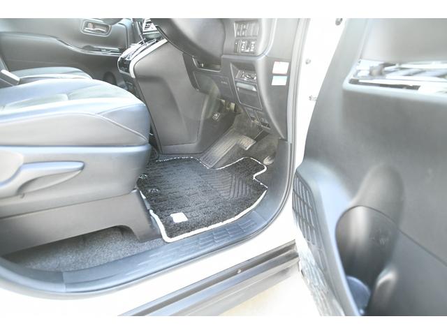 ヴォクシー ZS 煌III 4WD ワンオーナー AT オートミラー 両側パワースライド扉 バックカメラ ナビ Bluetooth ETC(49枚目)