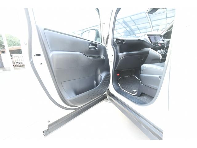 ヴォクシー ZS 煌III 4WD ワンオーナー AT オートミラー 両側パワースライド扉 バックカメラ ナビ Bluetooth ETC(75枚目)