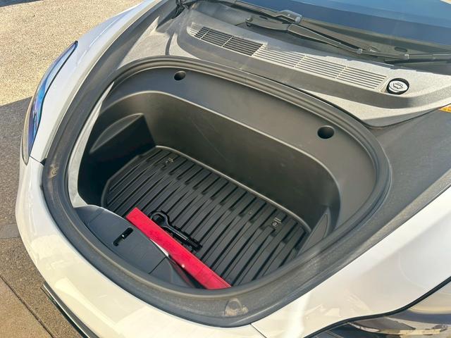 モデル３ ロングレンジ　ＡＷＤ　４ＷＤ　ロングレンジ　モデル３　黒シート　シートヒーター（23枚目）