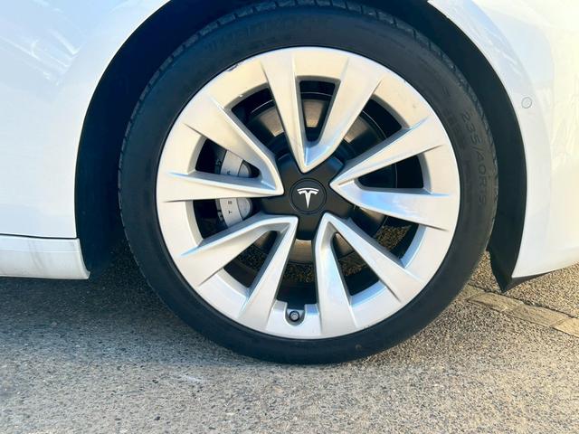 モデル３ ロングレンジ　ＡＷＤ　４ＷＤ　ロングレンジ　モデル３　黒シート　シートヒーター（40枚目）