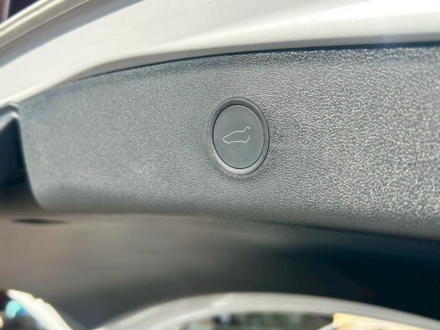 モデル３ ロングレンジ　ＡＷＤ　４ＷＤ　ロングレンジ　モデル３　黒シート　シートヒーター（66枚目）