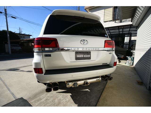 ランドクルーザー ＺＸ　４ＷＤ　ガナドール４本出しマフラー　ヒッチメンバー（7枚目）