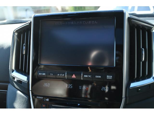 ランドクルーザー ＺＸ　４ＷＤ　ガナドール４本出しマフラー　ヒッチメンバー（12枚目）