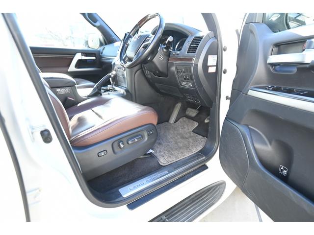 ランドクルーザー ＺＸ　４ＷＤ　ガナドール４本出しマフラー　ヒッチメンバー（36枚目）