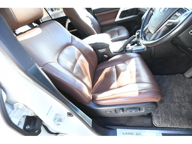 ランドクルーザー ＺＸ　４ＷＤ　ガナドール４本出しマフラー　ヒッチメンバー（37枚目）