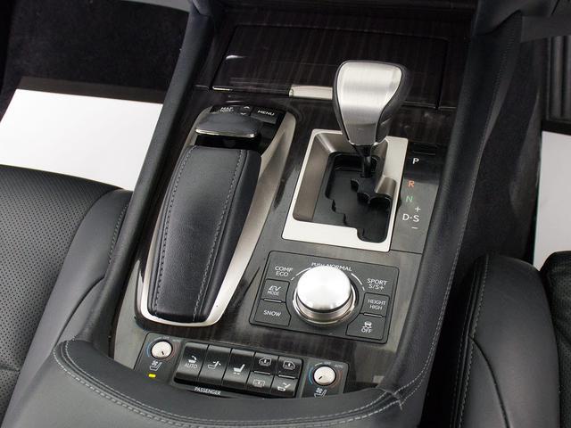 ＬＳ ＬＳ６００ｈＬ　エグゼクティブパッケージ　（禁煙車）（４人乗り）（サンルーフ）（マークレビンソン）（リアエンター）（ナイトビュー）（レーダークルーズ）（プリクラッシュ）（ＢＳＭ）（ＬＫＡ）（障害物センサー）（ドライバーモニター）（４ＷＤ）（35枚目）