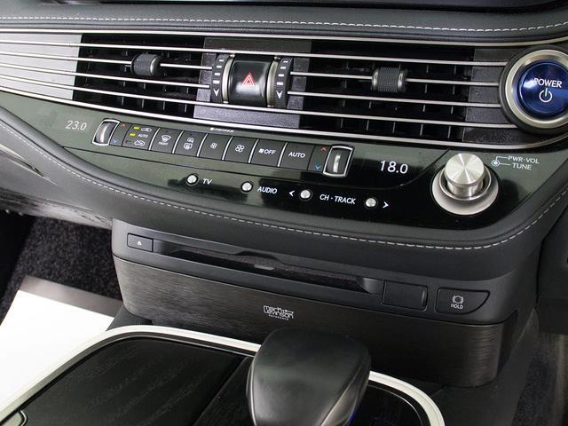 ＬＳ ＬＳ５００ｈ　エグゼクティブ　アドバンスドドライブ　（サンルーフ）（マークレビンソン）（リアエンター）（白本革）（点検整備記録簿７枚）（セーフティシステム＋Ａ）（ＢＳＭ）（ＨＵＤ）（リラクゼーションシステム）（後席コントロールパネル）（パワートランク）（36枚目）
