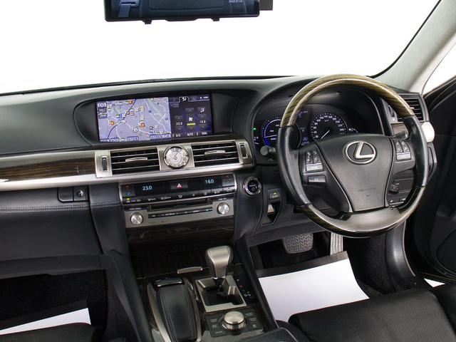 ＬＳ ＬＳ６００ｈ　バージョンＣ　Ｉパッケージ　（モデリスタエアロ）（２１インチＡＷ）（エアサスコントローラー）（クリアランスソナー）（電動トランク）（黒本革）（冷暖房シート）（オットマン）（ＬＥＤヘッドライト）（デジタルインナーミラー）（29枚目）