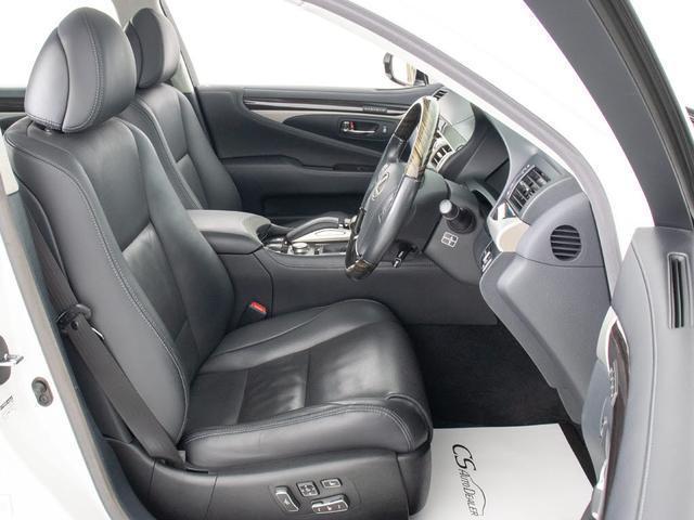 ＬＳ ＬＳ４６０　バージョンＣ　Ｉパッケージ　（禁煙車）（全画面ＳＤナビ）（サンルーフ）（パワートランク）（電動オットマン）（黒本革シート）（エアシート）（シートヒーター）（クリアランスソナー）（バックモニター）（レクサス点検整備記録１６枚）（24枚目）