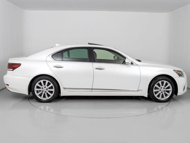 ＬＳ ＬＳ４６０　バージョンＣ　Ｉパッケージ　（サンルーフ）（全画面ＳＤナビ）（レーダークルーズ）（プリクラッシュ）（クリアランスソナー）（パワートランク）（ＬＥＤヘッドライト）（冷暖房シート）（ＢＳＭ）（黒本革）（助手席オットマン）（フルセグ）（18枚目）