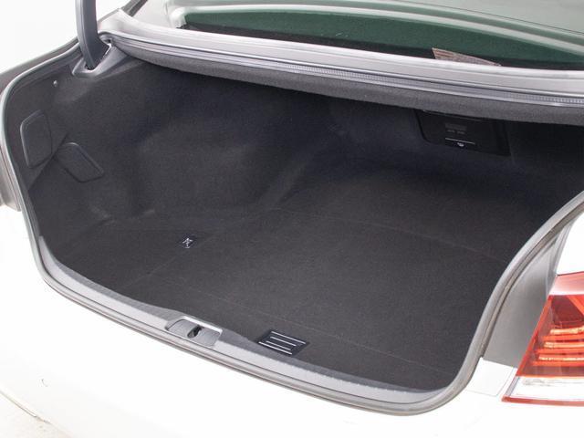 ＬＳ ＬＳ４６０　バージョンＣ　Ｉパッケージ　（サンルーフ）（全画面ＳＤナビ）（レーダークルーズ）（プリクラッシュ）（クリアランスソナー）（パワートランク）（ＬＥＤヘッドライト）（冷暖房シート）（ＢＳＭ）（黒本革）（助手席オットマン）（フルセグ）（22枚目）