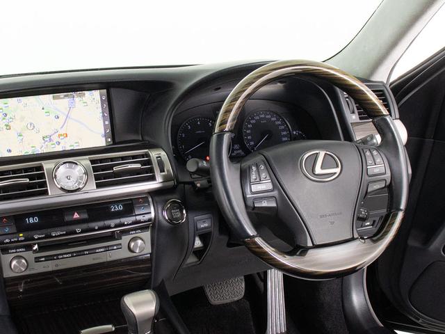 ＬＳ ＬＳ４６０　バージョンＬ　（禁煙車）（全画面ＳＤナビ）（１９インチＡＷ）（モデリスタエアロ）（レーダークルーズ）（プリクラッシュ）（ＢＳＭ）（クリアランスソナー）（三眼ＬＥＤヘッドライト）（パワートランク）（黒本革）（39枚目）