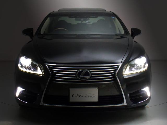 ＬＳ ＬＳ６００ｈＬ　エグゼクティブパッケージ　（５人乗り）（ロングモデル）（サンルーフ）（マークレビンソン）（リアエンター）（ドライバーモニター）（レーダークルーズ）（プリクラッシュ）（ＢＳＭ）（クリアランスソナー）（オットマン）（冷暖房シート）（19枚目）