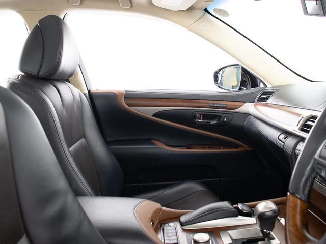 ＬＳ ＬＳ６００ｈＬ　エグゼクティブパッケージ　（５人乗り）（ロングモデル）（サンルーフ）（マークレビンソン）（リアエンター）（ドライバーモニター）（レーダークルーズ）（プリクラッシュ）（ＢＳＭ）（クリアランスソナー）（オットマン）（冷暖房シート）（29枚目）