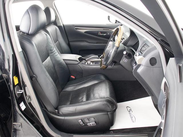 ＬＳ ＬＳ４６０　バージョンＣ　（禁煙）（サンルーフ）（３眼ＬＥＤヘッドライト）（パワートランク）（黒本革シート）（冷暖房シート）（クリアランスソナー）（クルーズコントロール）（記録簿６枚）（ＨＤＤマルチナビ）（Ｂｌｕｅｔｏｏｔｈ）（25枚目）