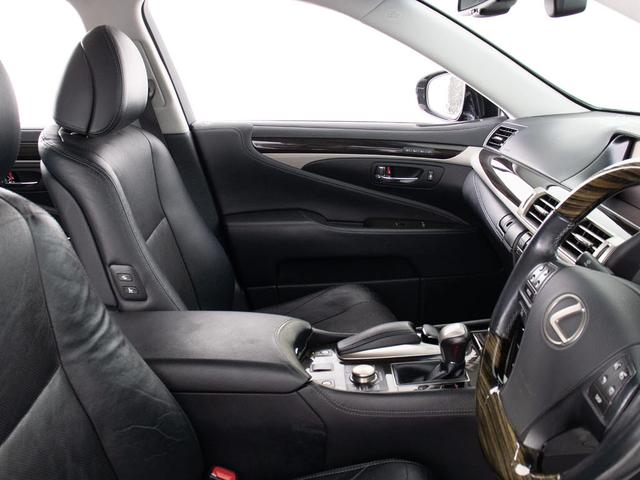ＬＳ ＬＳ４６０　バージョンＣ　（禁煙）（サンルーフ）（３眼ＬＥＤヘッドライト）（パワートランク）（黒本革シート）（冷暖房シート）（クリアランスソナー）（クルーズコントロール）（記録簿６枚）（ＨＤＤマルチナビ）（Ｂｌｕｅｔｏｏｔｈ）（30枚目）