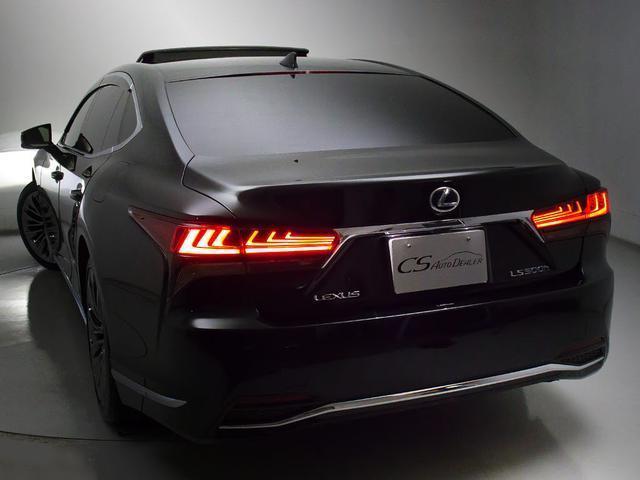 ＬＳ ＬＳ５００ｈ　バージョンＬ　（禁煙）（後期型）（レクサス点検整備記録９枚）（サンルーフ）（２０インチスパッタリングＡＷ）（セーフティシステム＋Ａ）（パノラミックビュー）（ＢＳＭ）（後席ＶＩＰ仕様）（黒本革）（全画面ＳＤナビ）（21枚目）