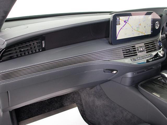 ＬＳ ＬＳ５００ｈ　バージョンＬ　（禁煙）（後期型）（レクサス点検整備記録９枚）（サンルーフ）（２０インチスパッタリングＡＷ）（セーフティシステム＋Ａ）（パノラミックビュー）（ＢＳＭ）（後席ＶＩＰ仕様）（黒本革）（全画面ＳＤナビ）（35枚目）