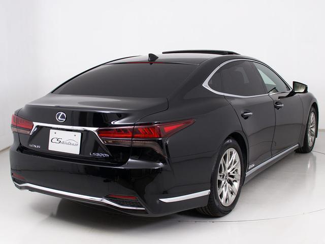 ＬＳ ＬＳ５００ｈ　エグゼクティブ　（禁煙車）（後期型）（サンルーフ）（マークレビンソン）（リアエンター）（セーフティシステム＋Ａ）（パノラミックビュー）（ＢＳＭ）（ＨＵＤ）（黒本革）（後席ＶＩＰ）（パワートランク）（全画面ＳＤナビ）（18枚目）