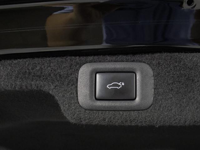 ＬＳ ＬＳ５００ｈ　エグゼクティブ　（禁煙車）（後期型）（サンルーフ）（マークレビンソン）（リアエンター）（セーフティシステム＋Ａ）（パノラミックビュー）（ＢＳＭ）（ＨＵＤ）（黒本革）（後席ＶＩＰ）（パワートランク）（全画面ＳＤナビ）（25枚目）