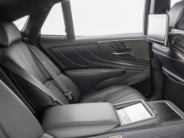 ＬＳ ＬＳ５００ｈ　エグゼクティブ　（禁煙車）（後期型）（サンルーフ）（マークレビンソン）（リアエンター）（セーフティシステム＋Ａ）（パノラミックビュー）（ＢＳＭ）（ＨＵＤ）（黒本革）（後席ＶＩＰ）（パワートランク）（全画面ＳＤナビ）（33枚目）