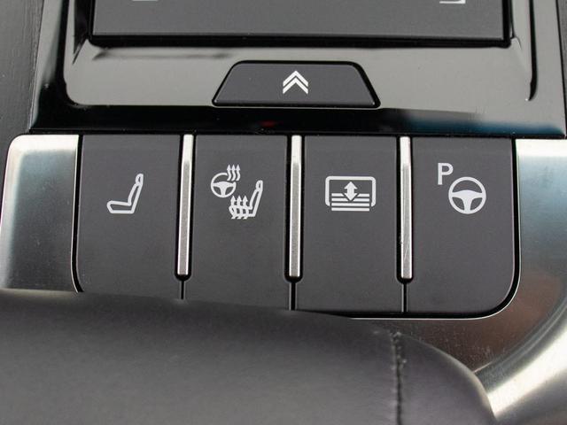 ＬＳ ＬＳ５００ｈ　エグゼクティブ　（禁煙車）（後期型）（サンルーフ）（マークレビンソン）（リアエンター）（セーフティシステム＋Ａ）（パノラミックビュー）（ＢＳＭ）（ＨＵＤ）（黒本革）（後席ＶＩＰ）（パワートランク）（全画面ＳＤナビ）（50枚目）