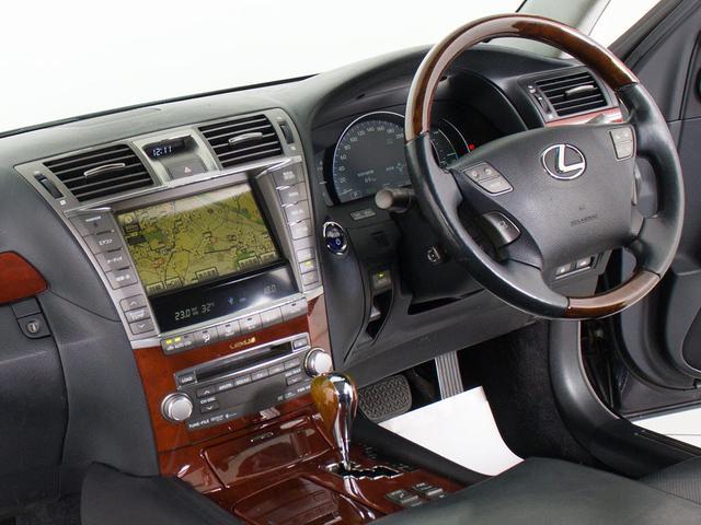 ＬＳ ＬＳ６００ｈ　Ｉパッケージ　（禁煙車）（クリアランスソナー）（ＬＥＤヘッドライト）（黒本革）（シートヒーター）（エアシート）（ステアリングヒーター）（オートクルーズコントロール）（ＨＤＤマルチナビ）（バックモニター）（30枚目）