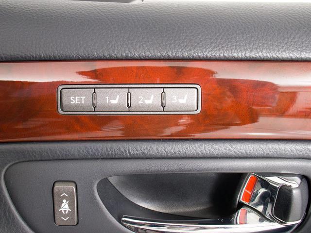 ＬＳ ＬＳ６００ｈ　Ｉパッケージ　（禁煙車）（クリアランスソナー）（ＬＥＤヘッドライト）（黒本革）（シートヒーター）（エアシート）（ステアリングヒーター）（オートクルーズコントロール）（ＨＤＤマルチナビ）（バックモニター）（31枚目）