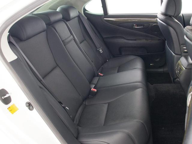 ＬＳ ＬＳ４６０　バージョンＣ　Ｉパッケージ　（禁煙車）（ワンオーナー）（レクサス点検整備記録２４枚）（サンルーフ）（マークレビンソン）（パワートランク）（クリアランスソナー）（オートクルーズコントロール）（シートヒーター）（エアシート）（28枚目）