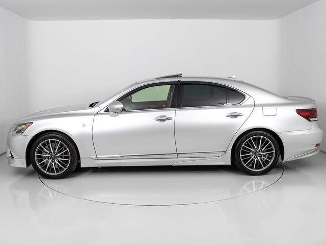 ＬＳ ＬＳ４６０　Ｆスポーツ　（サンルーフ）（Ｌセレクト）（ＴＲＤフルエアロ）（４本出しマフラー）（新品タイヤ）（専用赤本革）（レーダークルーズ）（プリクラッシュ）（ＬＫＡ）（ＢＳＭ）（クリアランスソナー）（連眼ＬＥＤライト）（14枚目）
