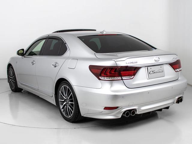 ＬＳ ＬＳ４６０　Ｆスポーツ　（サンルーフ）（Ｌセレクト）（ＴＲＤフルエアロ）（４本出しマフラー）（新品タイヤ）（専用赤本革）（レーダークルーズ）（プリクラッシュ）（ＬＫＡ）（ＢＳＭ）（クリアランスソナー）（連眼ＬＥＤライト）（15枚目）