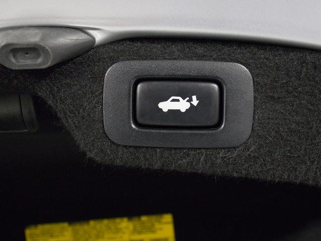 LEXUS LS LS600HL EXECUTIVE PACKAGE