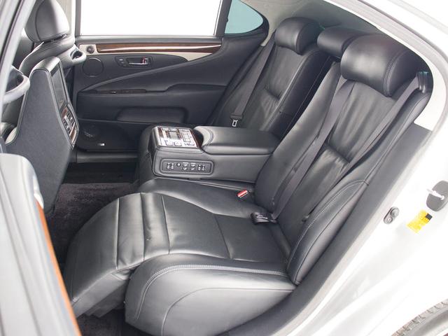 LEXUS LS LS600HL EXECUTIVE PACKAGE