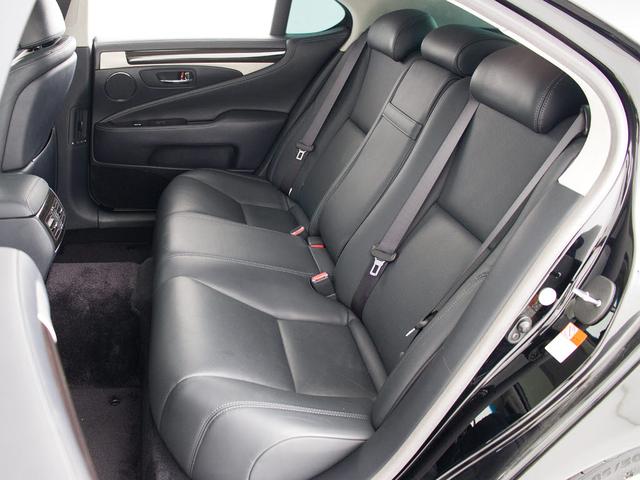 ＬＳ ＬＳ４６０　バージョンＣ　Ｉパッケージ　（禁煙車）（全画面ＳＤナビ）（ウェッズ製２１インチＡＷ）（サンルーフ）（レーダークルーズ）（プリクラッシュ）（ＢＳＭ）（クリアランスソナー）（パワートランク）（黒本革）（助手席オットマン）（30枚目）