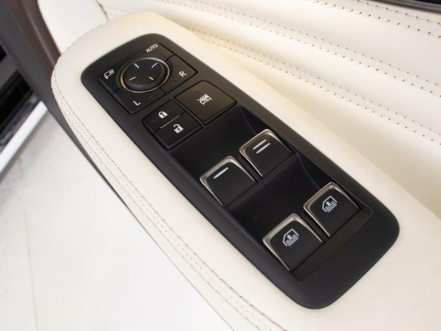 ＬＳ ＬＳ５００ｈ　バージョンＬ　（禁煙車）（サンルーフ）（白本革）（マークレビンソン）（デジタルインナーミラー）（パノラミックビュー）（パワートランク）（セーフティシステム＋Ａ）（ＢＳＭ）（クリアランスソナー）（全画面ＳＤナビ）（44枚目）