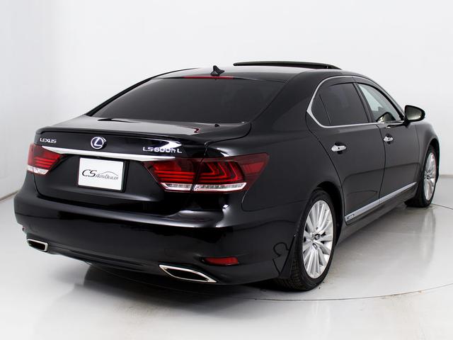 LEXUS LS LS600HL EXECUTIVE PACKAGE