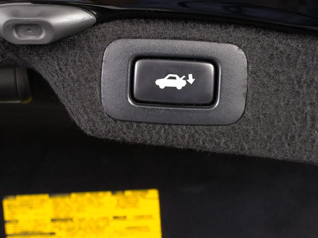 LEXUS LS LS600HL EXECUTIVE PACKAGE