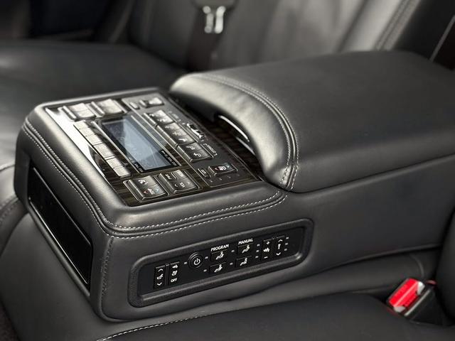 LEXUS LS LS600HL EXECUTIVE PACKAGE