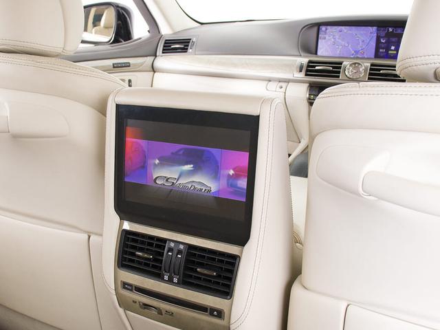 LS LS600hL エグゼクティブパッケージ (5人乗り)(マークレビンソン)(リアエンター)(メローホワイトレザー)(Fスポーツ仕様バンパー)(20インチAW)(ドライバーモニター)(レーダークルーズ)(プリクラッシュ)(LKA)(BSM)(5枚目)
