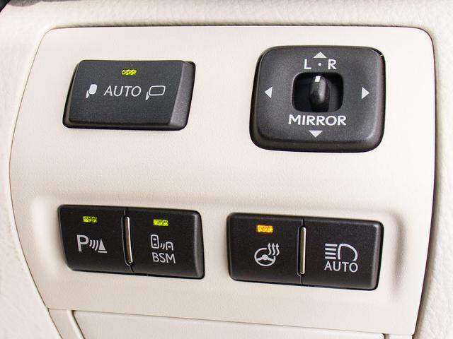 LS LS600hL エグゼクティブパッケージ (5人乗り)(マークレビンソン)(リアエンター)(メローホワイトレザー)(Fスポーツ仕様バンパー)(20インチAW)(ドライバーモニター)(レーダークルーズ)(プリクラッシュ)(LKA)(BSM)(50枚目)