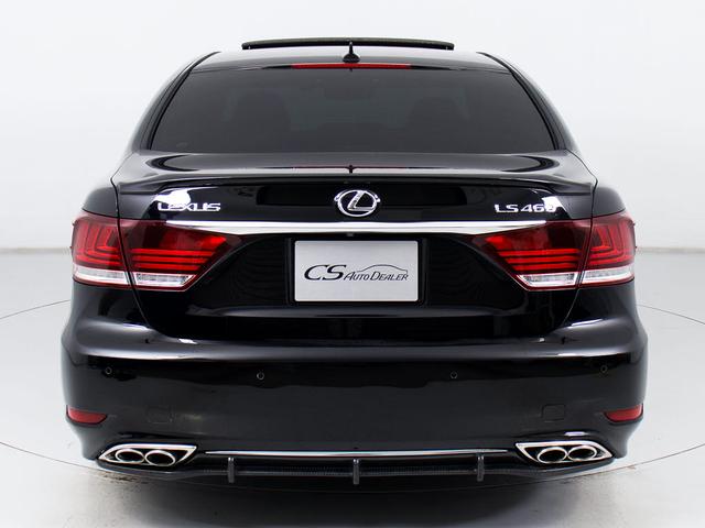 LS LS460 Fスポーツ (サンルーフ)(4本出しマフラー)(レーダークルーズ)(プリクラッシュ)(BSM)(障害物センサー)(パワートランク)(黒本革)(シートヒーター)(エアシート)(LEDヘッドライト)(19インチAW)(14枚目)