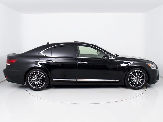 LS LS460 Fスポーツ (サンルーフ)(4本出しマフラー)(レーダークルーズ)(プリクラッシュ)(BSM)(障害物センサー)(パワートランク)(黒本革)(シートヒーター)(エアシート)(LEDヘッドライト)(19インチAW)(16枚目)