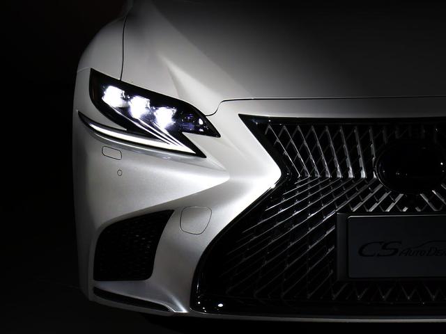 LS LS500h エグゼクティブ (サンルーフ)(マークレビンソン)(リアエンター)(白本革)(モデリスタエアロ)(パノラミックビュー)(セーフティシステム+A)(全画面SDナビ)(BSM)(HUD)(後席VIP仕様)(LEDライト)(20枚目)
