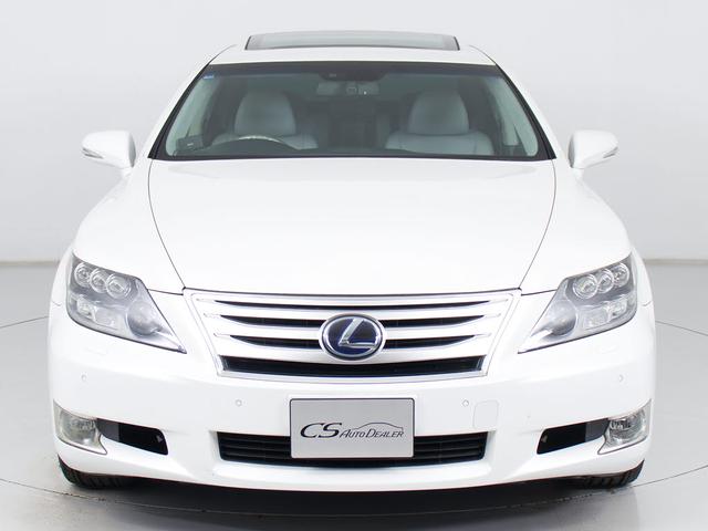 LS LS600h バージョンS Iパッケージ (整備点検記録簿12枚)(サンルーフ)(ライトグレー本革)(レーダークルーズ)(プリクラッシュ)(クリアランスソナー)(LEDヘッドライト)(19インチアルミホイール)(電動トランク)(冷暖房シート)(9枚目)