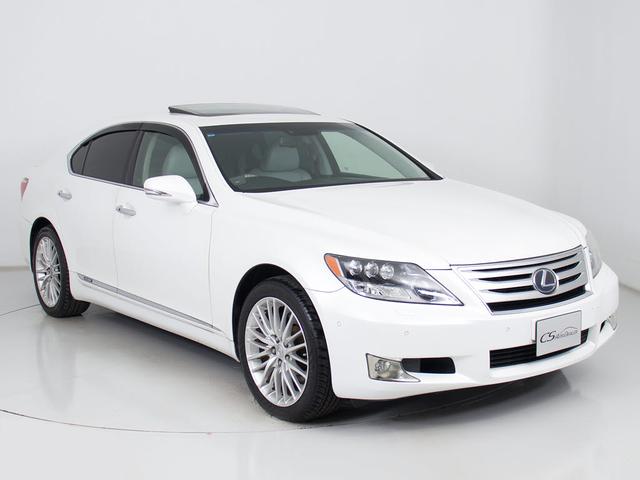 LS LS600h バージョンS Iパッケージ (整備点検記録簿12枚)(サンルーフ)(ライトグレー本革)(レーダークルーズ)(プリクラッシュ)(クリアランスソナー)(LEDヘッドライト)(19インチアルミホイール)(電動トランク)(冷暖房シート)(16枚目)