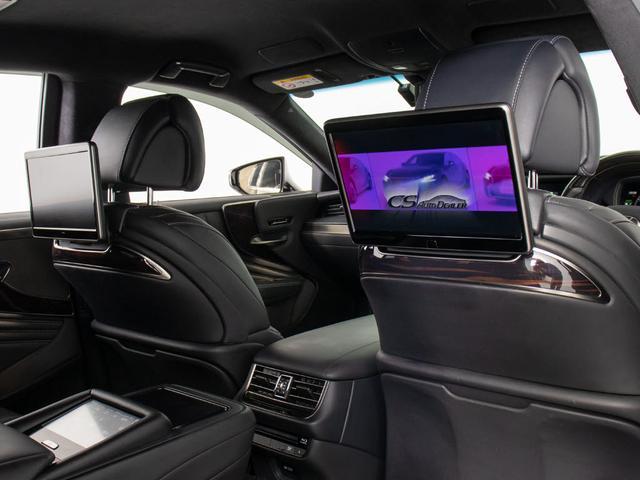 LS LS500h エグゼクティブ (禁煙車)(マークレビンソン)(リアエンター)(デジタルインナーミラー)(パノラミックビュー)(セーフティシステム+A)(クリアランスソナー)(パワートランク)(黒本革)(後席コントロールパネル)(7枚目)