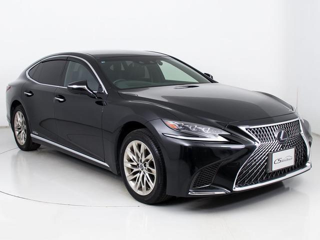 LS LS500h エグゼクティブ (禁煙車)(マークレビンソン)(リアエンター)(デジタルインナーミラー)(パノラミックビュー)(セーフティシステム+A)(クリアランスソナー)(パワートランク)(黒本革)(後席コントロールパネル)(20枚目)