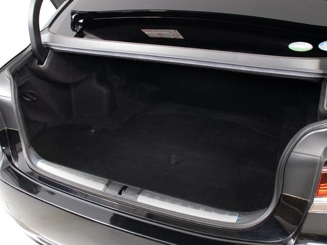 ＬＳ ＬＳ５００ｈ　エグゼクティブ　（マークレビンソン）（リアエンター）（デジタルインナーミラー）（パノラミックビュー）（セーフティシステム＋Ａ）（ＢＳＭ）（クリアランスソナー）（黒本革）（オットマン）（後席コントロールパネル）（24枚目）